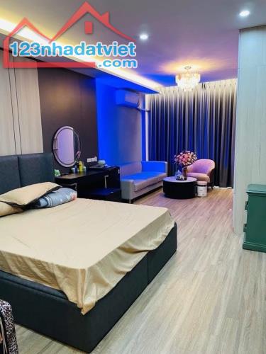 🏡  HÀNG XÓM KEANGNAM - MỄ TRÌ- 30M RA ÔTÔ  – GIÁ CHỈ 7.95 TỶ – NHÀ ĐẸP, VỊ TRÍ ĐẮC ĐỊA! - 3