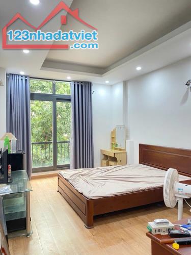 Bán nhà phố Nguyễn Trãi – Thanh Xuân, 45m², 4 tầng – Gần Royal City, giá hơn 12 tỷ