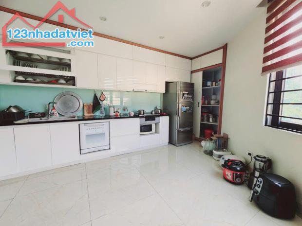 BÁN NHÀ LÔ GÓC 5 TẦNG DỌC BÚN VĂN KHÊ, DT 40/60M GIÁ NHỈNH 15 TỶ, KINH DOANH VP - 1