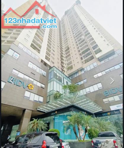 HÓT HÓT!!! BÁN CĂN HỘ CC MỄ TRÌ-118M-3P.NGỦ- TẶNG NỘI THẤT SỊN - VIEW THOÁNG SÁNG-HƠN 8 TỶ