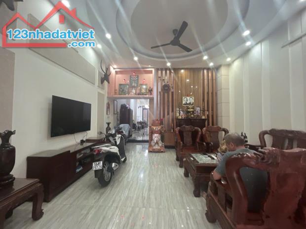 Bán nhà Minh Phụng 6x25M- 4 Tầng thiết kế hiện đại- Đường 8M. Giá 22Tỷ