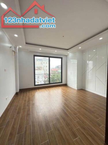 CẦU GIẤY - 43M x 6T THANG MÁY - MT 4M - GARA - Ô TÔ ĐỖ 24/24 - 1