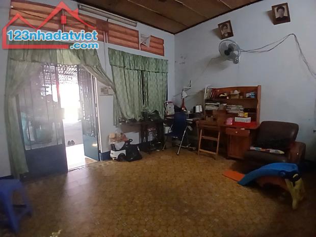 SIÊU PHẨM KHU HIMLAM LINH CHIỂU Thủ Đức, 142M2, ngang 5.7m, Chỉ 10 TỶ XXX (TL)