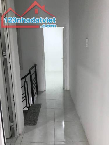 Bán Nhà Quốc Lộ 13 Hiệp Bình Phước Thủ Đức, khu dân cư đông đúc ngay quốc lộ 1A - 1