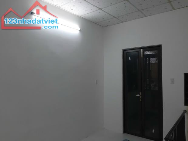 ♪ Nhà gần Kiệt 149 Lê Đình Lý, 33m2, 2 tầng sạch đẹp, 2.08 tỷ - 2