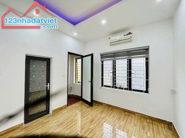 Bán nhà 55m2, 7,7 tỷ, Trương Định, Giáp Bát, Hoàng Mai, đủ nội thất, ngõ thông ô tô, gitốt - 3