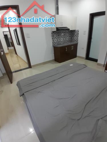 NGỌC HÀ - CĂN HỘ DỊCH VỤ 17 PHÒNG - 8 TẦNG THANG MÁY- LÕI BA ĐÌNH - 4