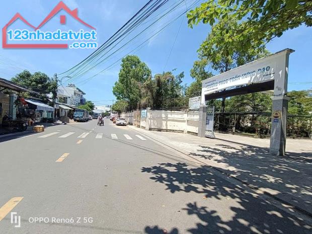 BÁN GẤP LÔ ĐẤT ĐƯỜNG NGUYỄN HOÀNH , TP NHA TRANG  GIÁ RẺ 2,950 TỶ - 1