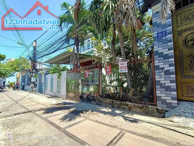 BÁN GẤP LÔ ĐẤT ĐƯỜNG NGUYỄN HOÀNH , TP NHA TRANG  GIÁ RẺ 2,950 TỶ - 2