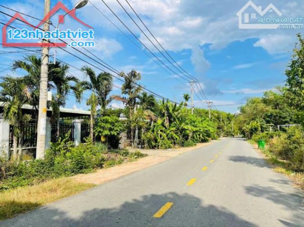 Bán Đất Mặt Tiền xã Tân Phú Trung Củ Chi, Diện Tích 150m2, Sổ Hồng Riêng, Giá 500 Triệu