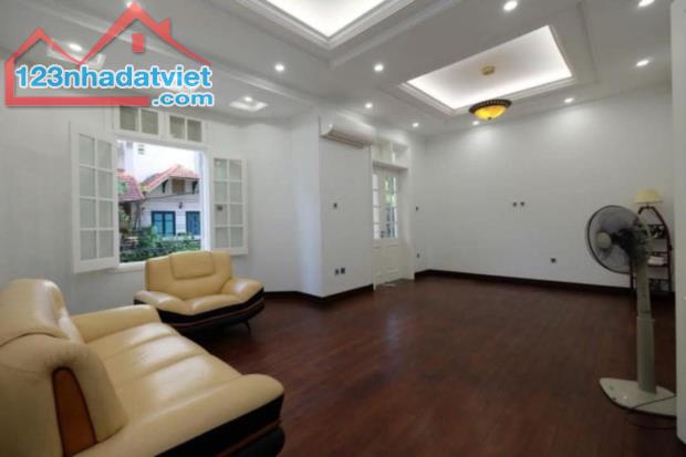 BIỆT THỰ QUẢNG AN TÂY HỒ - KHU VỰC  NGƯỜI NƯỚC NGOÀI SINH SỐNG - DÂN TRÍ CAO - 3