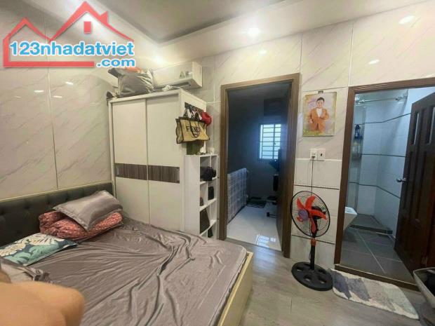 Bán nhà 4 tầng mặt tiền Trần Quốc Thảo, p9, Q3 kinh doanh đỉnh chỉ 18 tỷ - 4
