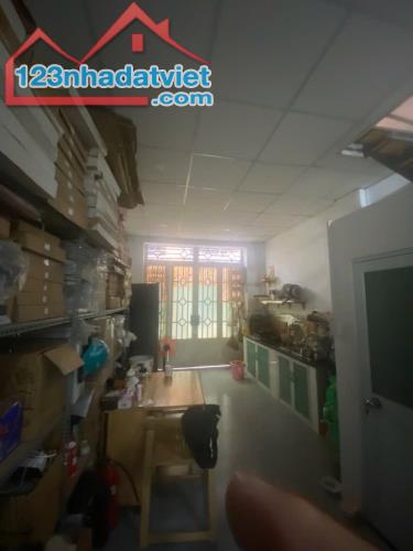Cần bán căn nàh mặt tiền đường Nguyễn Phúc Nguyên Quận 3 giá giảm chỉ còn 13,3 Tỷ - 2