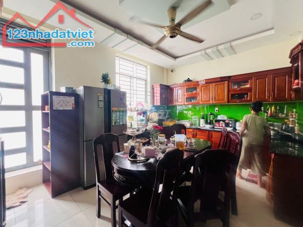Bán Nhà 2 Mặt Tiền 5 Tầng Thang Máy, 100m2 A4, Linh Đông - Tp Thủ Đức. Chỉ 12 Tỷ TL - 1