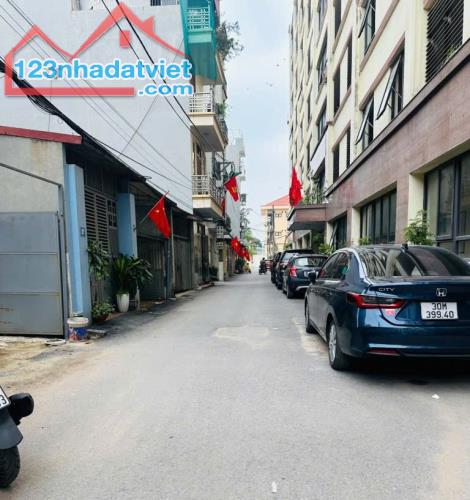 PL Q. ĐỘI LAI XÁ, 82m²-4T, ÔTÔ TRÁNH 2 THOÁNG, VIEW HỒ TUYỆT ĐẸP, GIÁ 10.3TỶ - 4