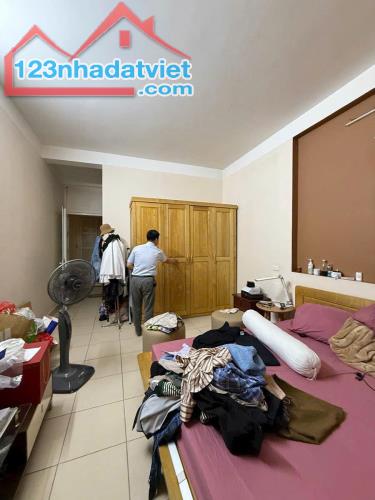 BÁN NHÀ XÃ ĐÀN 2 Ô TÔ ĐỖ CÁCH 5M - DT 43m2 5 tầng MT 3.7m Giá 13.2 tỷ