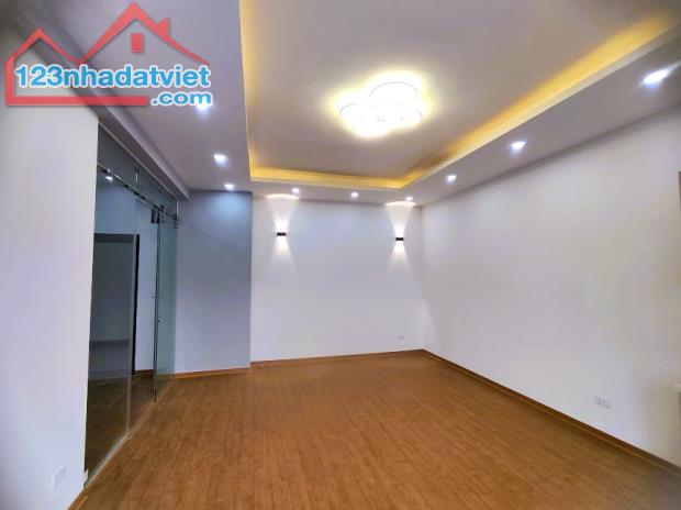 Bán căn hộ 2PN 86m2 – Nhà mới đẹp - Đối diện công viên Hòa Bình - 1