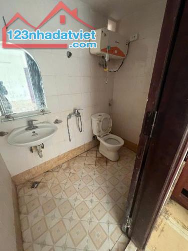 Bán căn hộ Chung cư Thông Tấn, 81m2, 2PN - Giá 2,35 tỷ - 2