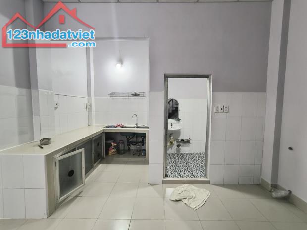 NHÀ BÁN THỐNG NHẤT GV - GẦN ST LOTTE & KDC CITYLAND NG.V.LƯỢNG - DT 65M² - 2 TẦNG - 2