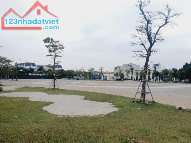 Phân Lô Vỉa Hè_Ô Tô Xếp Hàng_DT 198M²_MT 11M_KĐT Cổ Dương_Tiên Dương_Đông Anh - 2