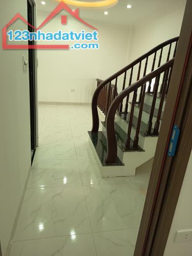 CHÍNH CHỦ BÁN NHÀ ĐẸP – 38M² – MẶT TIỀN 4M+ – NGÕ Ô TÔ – KIM CHUNG, HOÀI ĐỨC – GIÁ 5.85 TỶ
