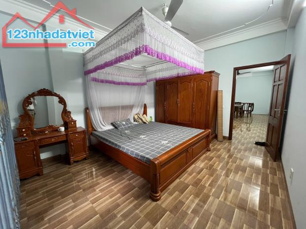Phân Lô Liền Kề Hàng Bè Kiến Hưng, Vỉa Hè KD Văn Phòng, Sát Trục Cenco5 50m2 Giá 14,5 Tỷ - 2