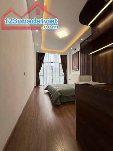Ngõ Toàn Thắng, Khâm Thiên, Trước Nhà 4m. DT 41m2, 3 Tầng, Mặt Tiền 3.4m. 12.8 Tỷ - 2