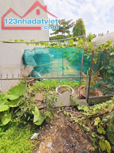 Cực Hót, , Đất nền Phân Lô, Dt 71m2, Gần chợ Long Trườn, THỦ Đức, Giá chỉ 3.15ty. - 2