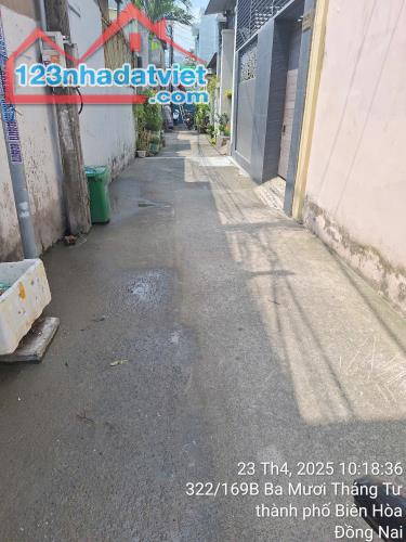 Bán Đất DT 6x17 M2, Sổ Riêng thổ cư, 2 TỶ 650 Triệu, phường Trung Dũng.