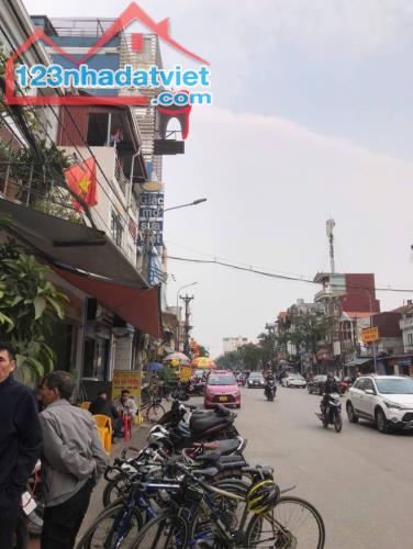 Bán nhà Đà Nẵng, Cầu Tre, Ngô Quyền, Hải Phòng. 3 tầng, 40m2, 9,7 tỷ. Ngang 3,3m, t2