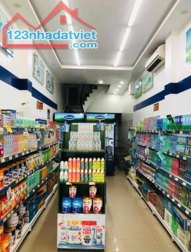 Bán nhà Đà Nẵng, Cầu Tre, Ngô Quyền, Hải Phòng. 3 tầng, 40m2, 9,7 tỷ. Ngang 3,3m, t2 - 2