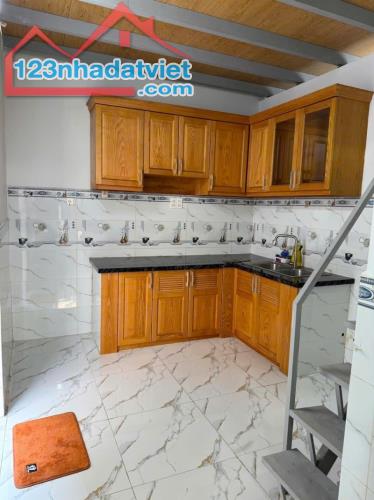 Bán Nhà Bình Tân, Ngã Tư Bốn Xã, đường Tân Hòa Đông, 46m2 chỉ 3 tỷ 190 TL