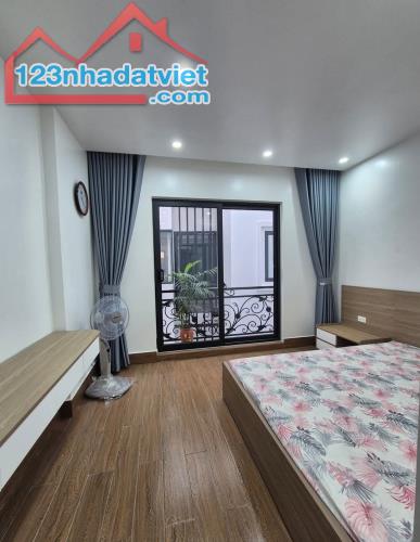 Bán nhà Văn Cao, Đằng Giang, Ngô Quyền, Hải Phòng. 4 tầng, 40m2, 3,2 tỷ. Ngang 4m, t2dn - 5