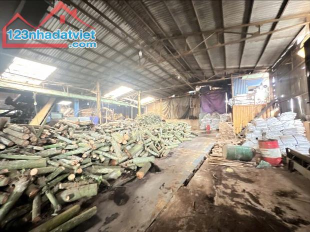 Bán nhà xưởng 2500m2 đường xe cont tại Tân Hòa, Biên Hòa, giá 30 tỷ. - 2