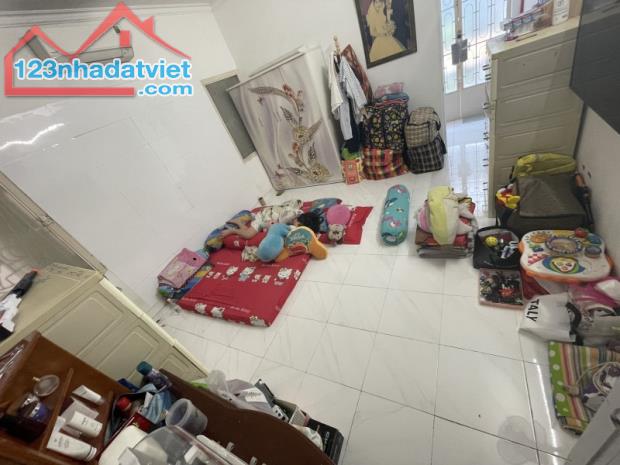 Bán Nhà Tân Bình, Phường 1, Sát Mặt Tiền Hẻm Xe Tải, 57m2, 2 Tầng, giá chi 6 tỷ 050 tl - 1