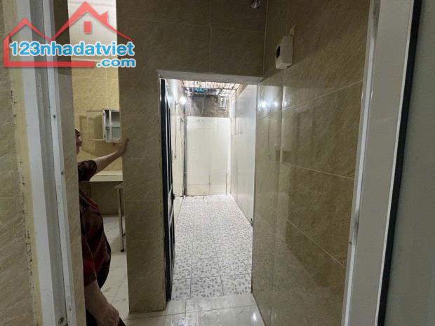 Cho thuê nhà Phố Tân Mai 50m2, 2 ngủ, 6.5 Triệu (có thương lượng) ở gđ, nhóm đi làm - 3