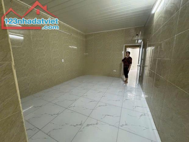 Cho thuê nhà Phố Tân Mai 50m2, 2 ngủ, 6.5 Triệu (có thương lượng) ở gđ, nhóm đi làm - 4