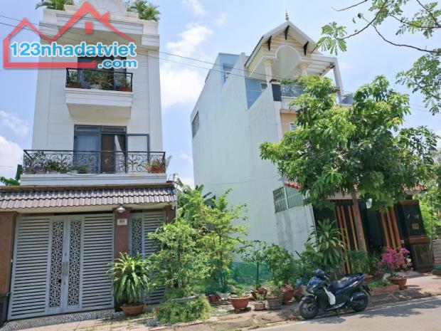 Bán đất A4 Thủ Đức, Phân lô 5mx25m, phù hợp xây nhà cao tầng để ở hoặc CHDV cho thuê giá - 1