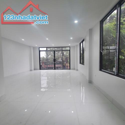 Chính chủ cho thuê mặt bằng kinh doanh, văn phòng mặt đường Âu Cơ, Tây Hồ, HN - 1