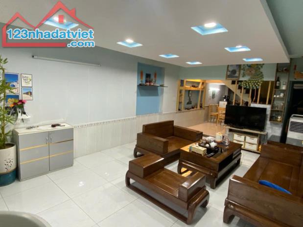 Bán nhà An Phú Đông 25 phường An Phú Đông Quận 12