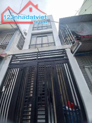Bán nhà đẹp đúc 3 lầu BTCT cách mặt tiền đường Tú Mỡ 3 căn