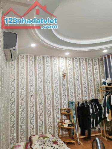 Bán nhà phố tuyệt đẹp Tân Thới Hiệp, Quận 12 - Cơ hội đầu tư hấp dẫn - 0102 - 1