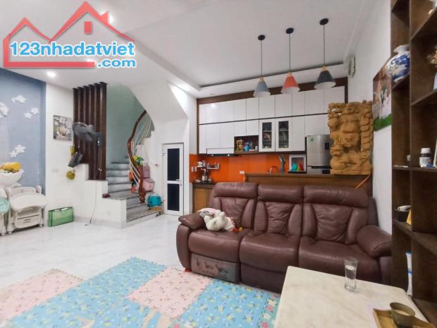 Nhà Đẹp Linh Đàm-43m2x5T-30m Ô Tô 1 tạ qua-Chỉ 6Tỷ. - 1