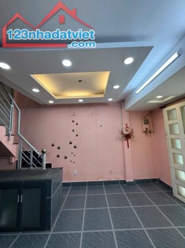 KHU VIP PHAN XÍCH LONG, 2 TẦNG KIÊN CỐ HOÀN CÔNG ĐỦ,  CHỈ 3.X TỶ TL - 1