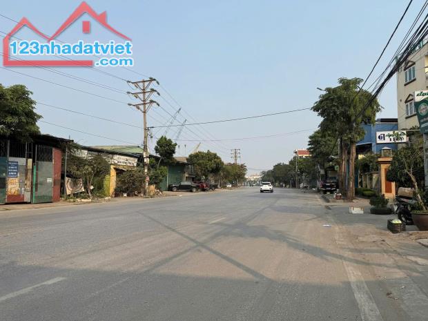 Bán lô đất  mặt đường Hùng Vương, Quán Toan, giá chỉ 4,x tỷ  LH 0979087664 - 2