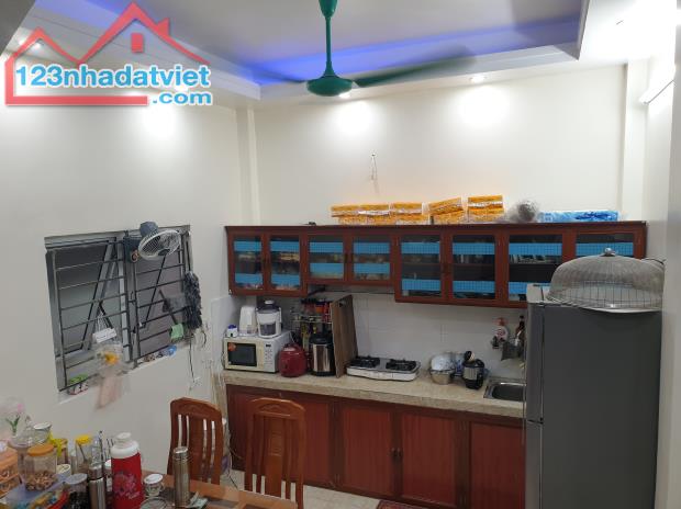 BÁN NHÀ ĐẸP 1.65 TỶ 3 TẦNG 47M2  KHU VỰC TRẦN QUANG KHẢI - 1