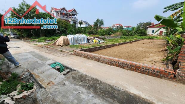 Nguyên khê. Đất đẹp ngang hoa hậu.
