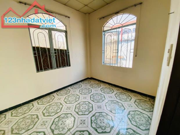NHÀ 2 TẦNG HẺM XE HƠI, DT 100M², 5PN 3WC, HỒ BÁ PHẤN, PHƯỚC LONG A - 2