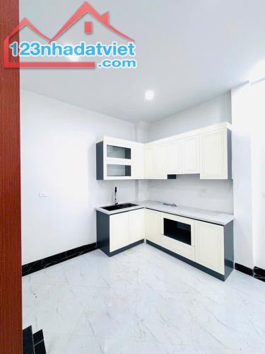 TRƯƠNG ĐỊNH-DT 50m x 6 TẦNG, CHỐT QUANH 7 TỶ-FULL NỘI-NỞ HẬU-HAI THOÁNG-GẦN Ô TÔ - 3