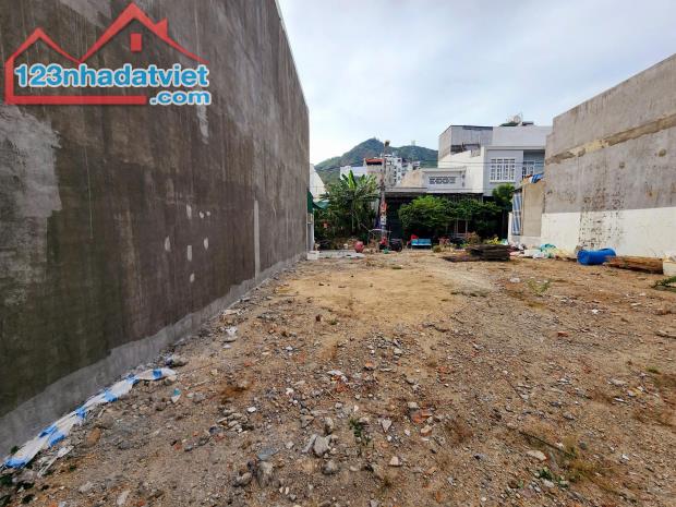 Bán Đất Gần Biển - Khu Dân Cư Hòn Xện - Đường Triệu Quốc Đạt - Nha Trang - 1